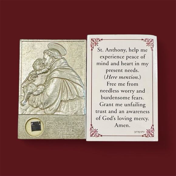 Vintage St. Anthony of Padua Pocket Shrine Relic Brass Tone Medal w/ Prayer - Picture 1 of 4